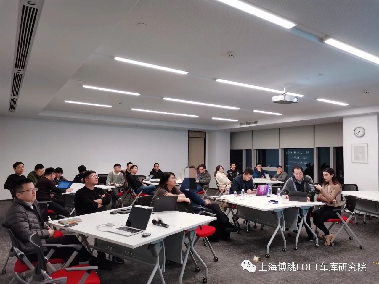 黔东南杭州LOFT车库专题会